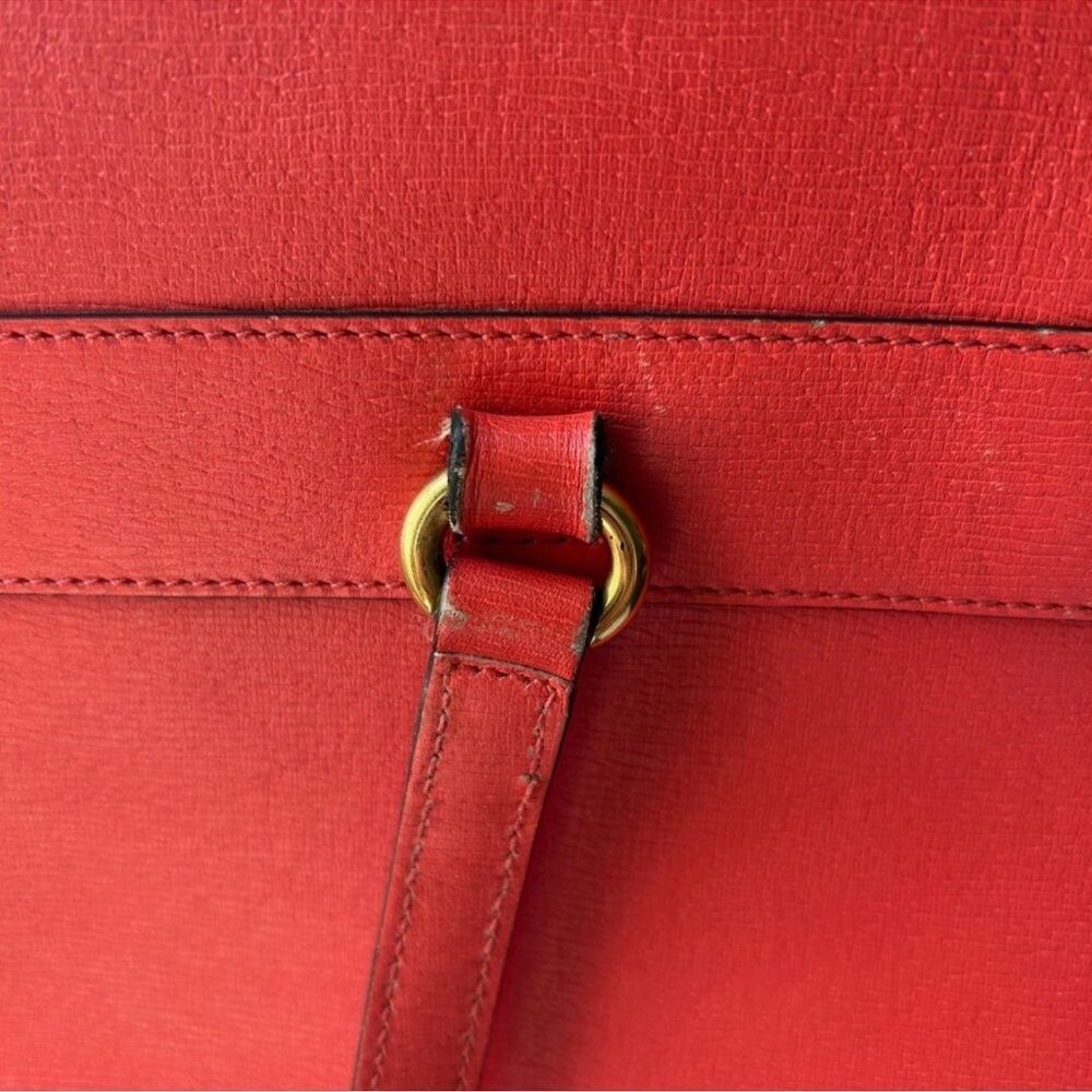 Gucci Red Shoulder Bag with Gold horsebit Hardware - Picture 12 of 15
